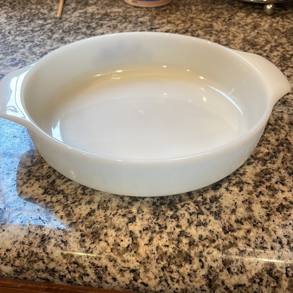 Anchor Hocking Blue Cornflower 9” Casserole Dish 1.5‎ QT - Picture 6 of 6